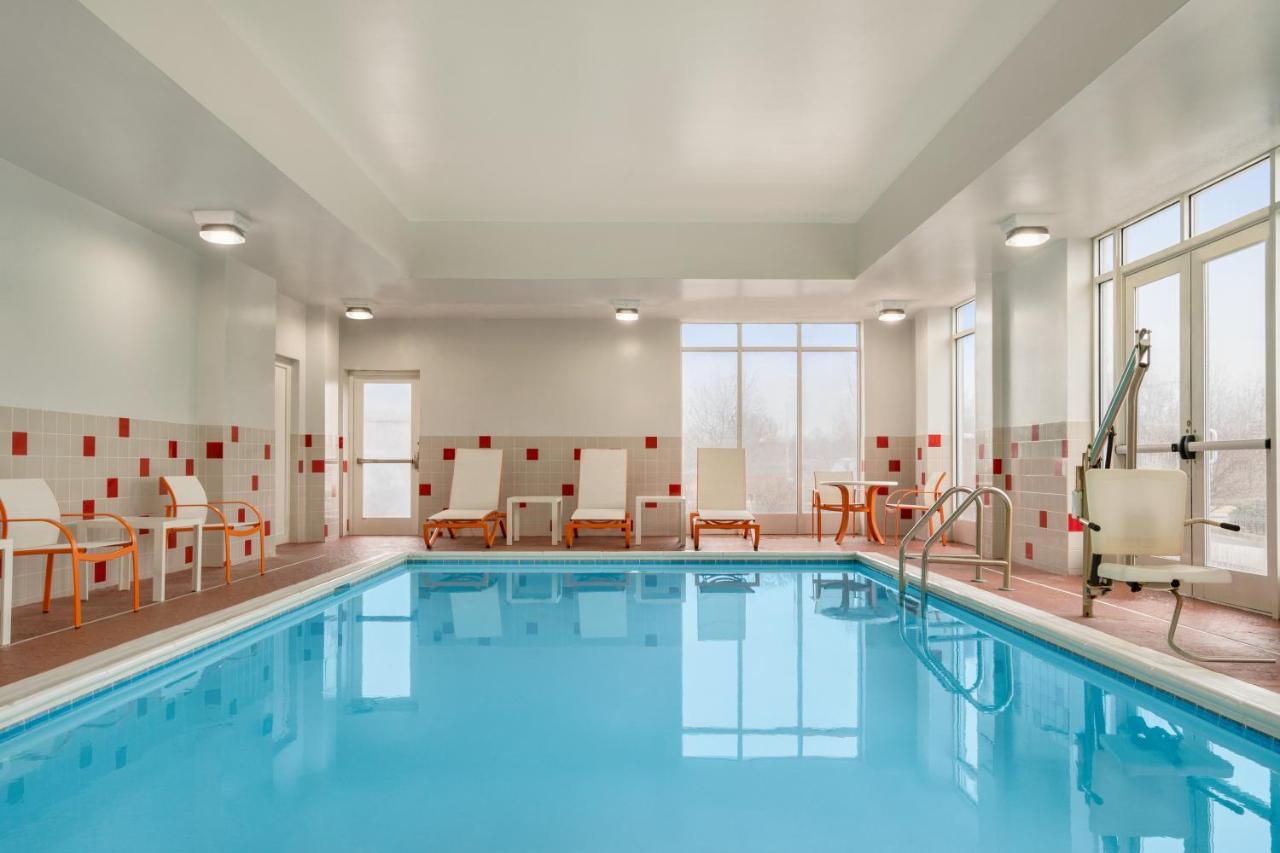 Holiday Inn Florence By Ihg Bagian luar foto