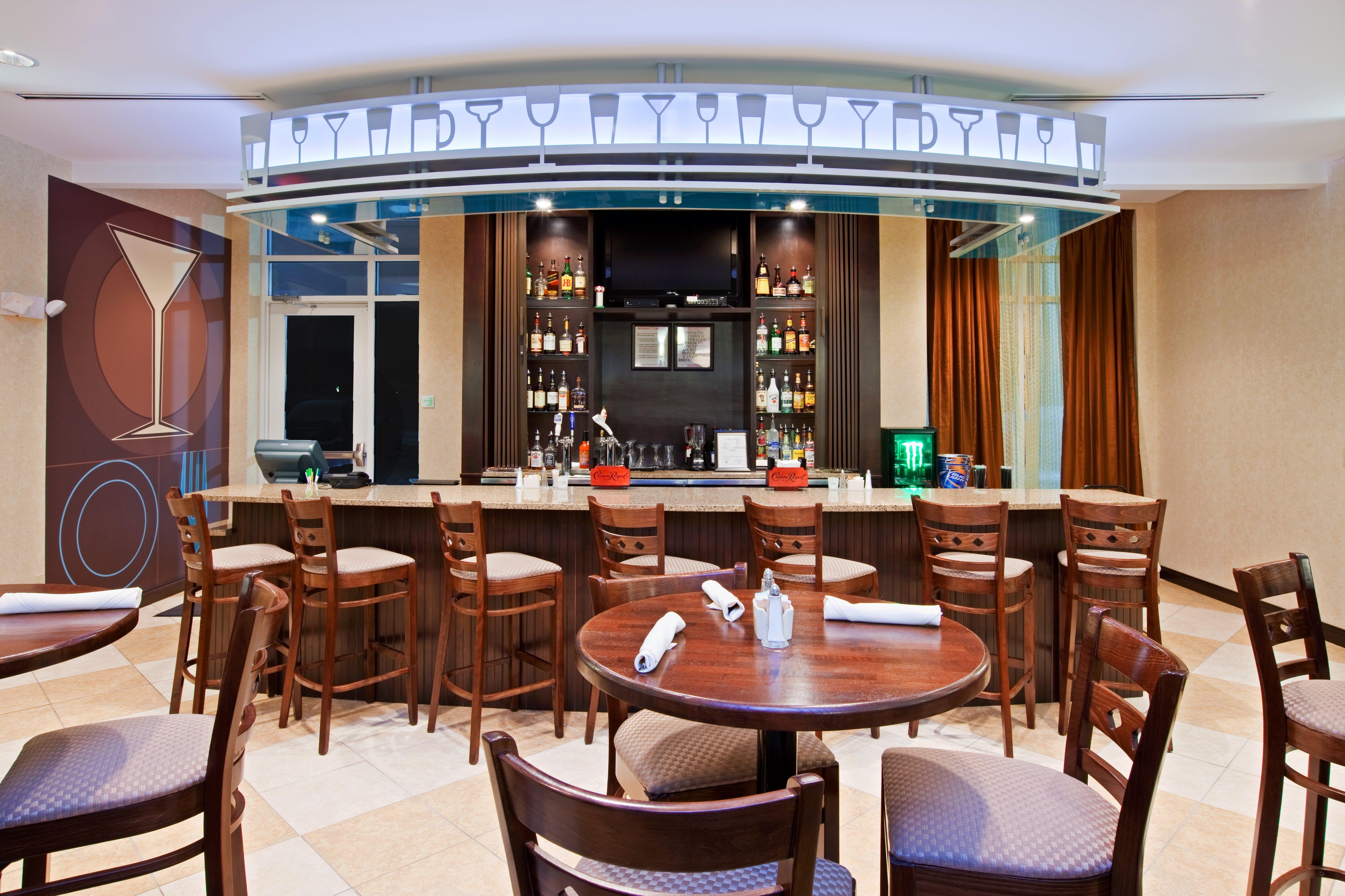 Holiday Inn Florence By Ihg Bagian luar foto